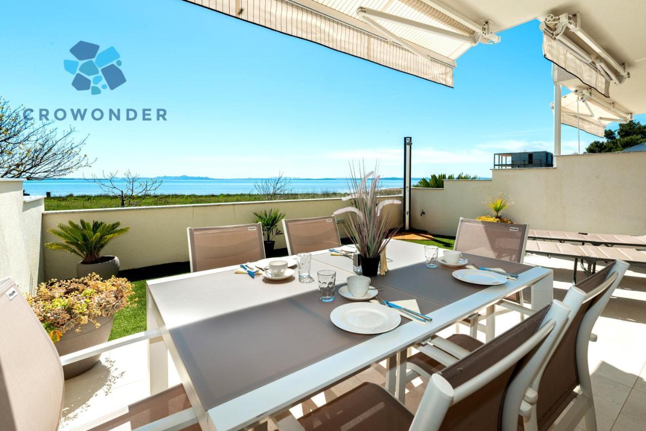Beachfront Reiterer Villa V2 With Seaview 30 Meters From The Beach - Crowonder Luxury Rent Привлака Екстер'єр фото
