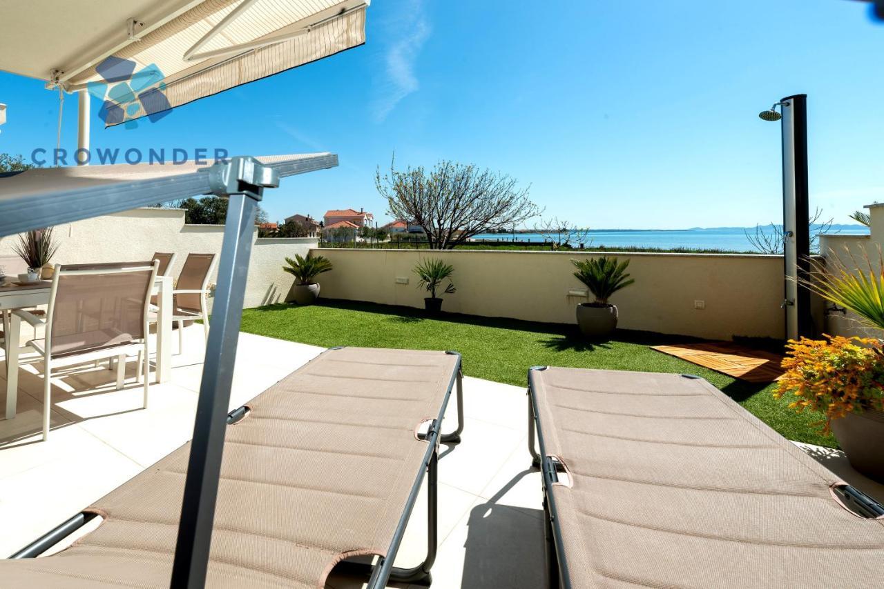 Beachfront Reiterer Villa V2 With Seaview 30 Meters From The Beach - Crowonder Luxury Rent Привлака Екстер'єр фото